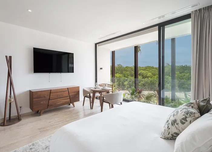 Mistiq Gardens 2