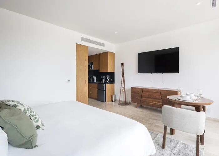 Apartment Mistiq Gardens 2