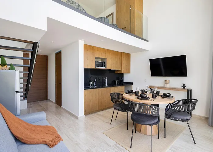 Mistiq Gardens 2 Apartment